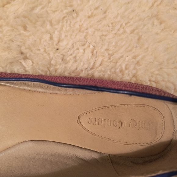 Size 9.5 Juicy Couture ballerina shoes. Color pink. Good condition. - Picture 4 of 5
